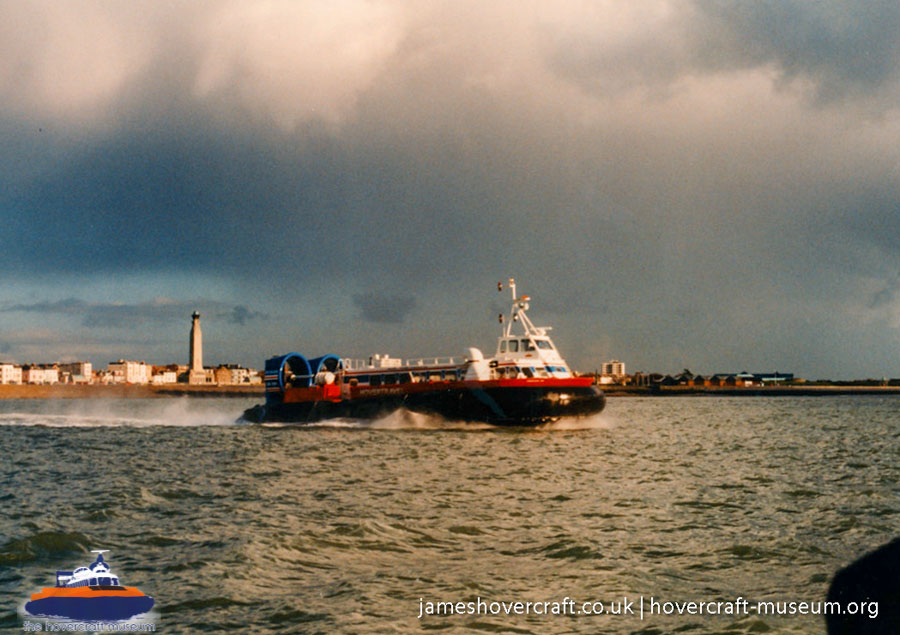 AP1-88 hovercraft promotional day by BHC -  (credit: The <a href='http://www.hovercraft-museum.org/' target='_blank'>Hovercraft Museum Trust</a>).